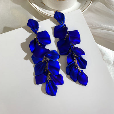 Studded Glitter Tassel Design Earring