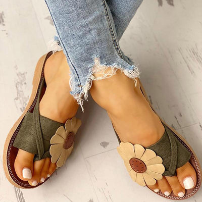 Toe Post Flower Design Flat Sandals - Shop Shiningbabe - Womens Fashion Online Shopping Offering Huge Discounts on Shoes - Heels, Sandals, Boots, Slippers; Clothing - Tops, Dresses, Jumpsuits, and More.