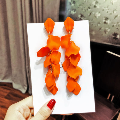 Studded Glitter Tassel Design Earring