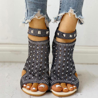 Rivet Detail Cutout Flat Sandals - Shop Shiningbabe - Womens Fashion Online Shopping Offering Huge Discounts on Shoes - Heels, Sandals, Boots, Slippers; Clothing - Tops, Dresses, Jumpsuits, and More.